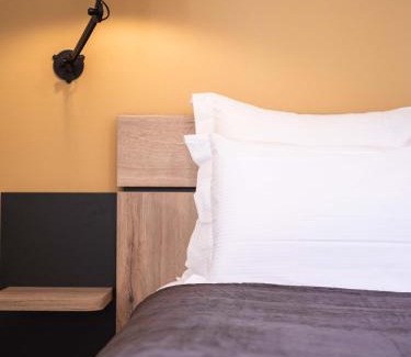 Moncoutant Hotel | Logis hôtels Le Saint Pierre