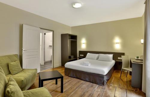 Pierre-Buffiere Hotel | Logis Hotel Auberge Dupuytren