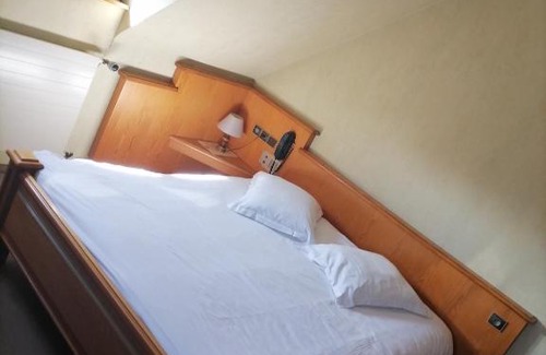 Ingwiller Hotel | Logis Hotel Aux Comtes De Hanau