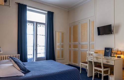 Montargis Hotel | Logis Hotel Central Montargis