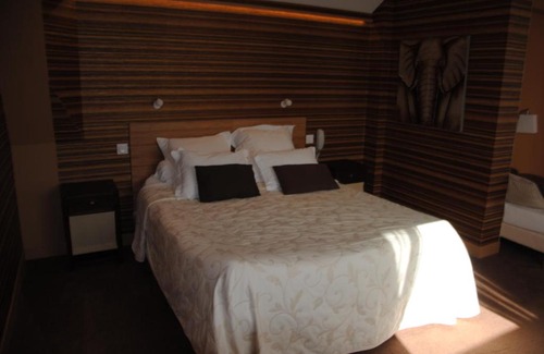 Vierville-sur-Mer Hotel | Logis Hotel Du Casino Restaurant Le Mathelia