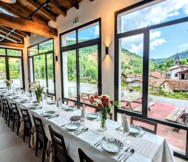 Banca Hotel | Logis Hotel Erreguina