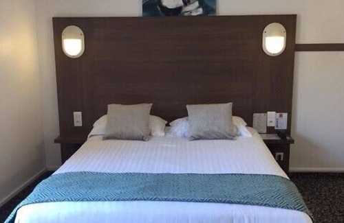 Le Grand Large Hotel | Logis Hotel et Restaurant Le Galion Canet Plage