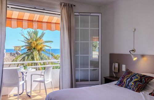 Agay Hotel | Logis Hotel l'Esterella