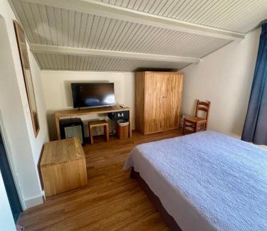 Porto Hotel | Logis Hotel Le Lonca