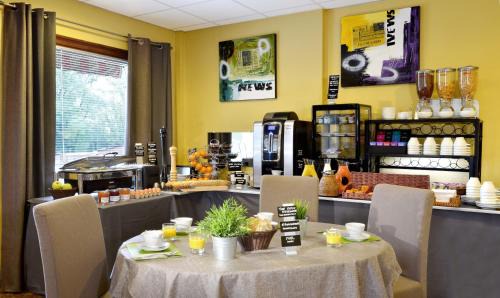Saint-Marcel Hotel | Logis Hotel Le Prieure