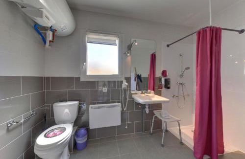 Gignac Hotel | Logis Hotel Le Vieux Moulin