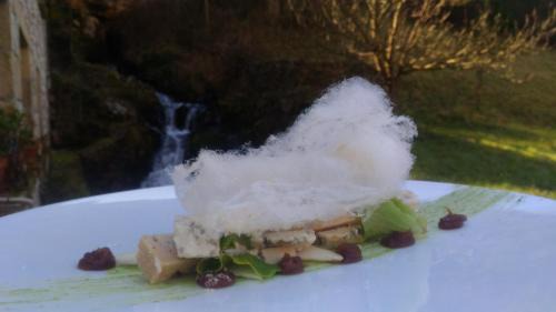 Arenas de Cabrales Hotel | Logis Hotel Restaurante La Casa de Juansabeli