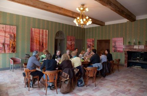 Caunes-Minervois Hotel | Logis Hotel - Restaurant La Marbrerie