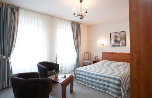 Urmatt Hotel | Logis Hotel-Restaurant De La Poste