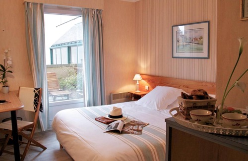 Nogent-le-Rotrou Hotel | Logis Hotel Sully