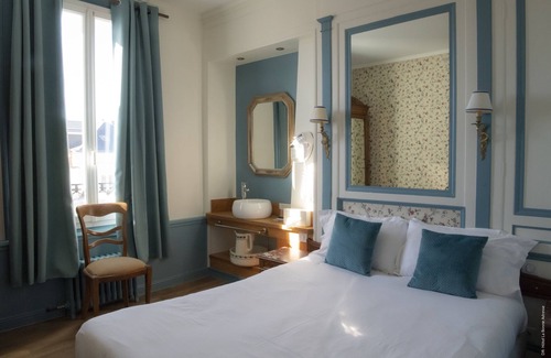 Saint-Martin-du-Littoral Hotel | Logis hotels La bonne Adresse