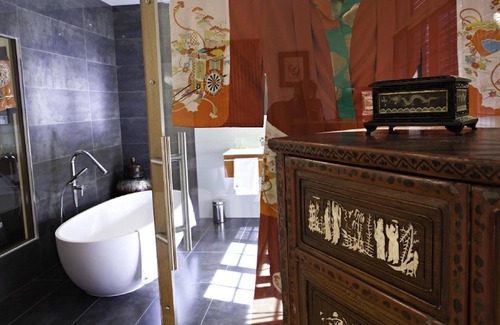Royat Hotel | Logis La Belle Meuniere