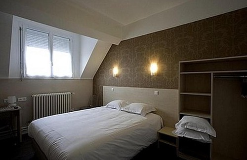 La Loupe Hotel | Logis Le Chêne Doré