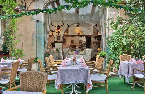 Saint-Vallier-de-Thiey Hotel | Logis Le Relais Imperial