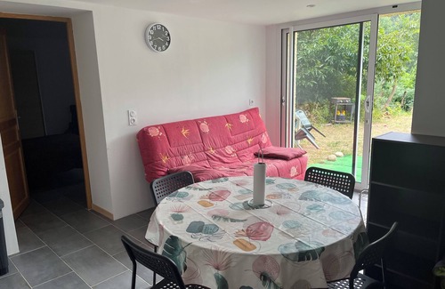 Arles-sur-Tech Apartment | Logis Sol Levante with swimming pool (4 pers max)