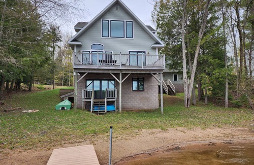 Wetmore House | Logun's Landing, Powell Lake, Interior Update In 2014