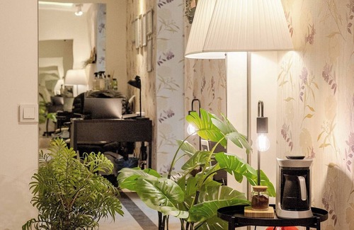 Eski Lara Apartment | Loi Suite