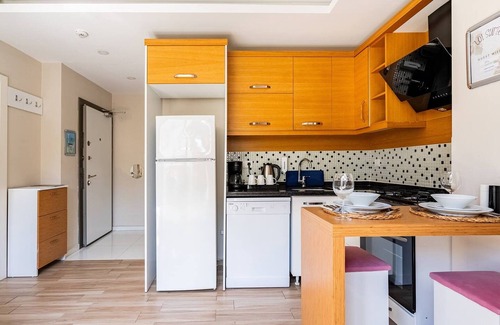 Eski Lara Apartment | Loi Suite