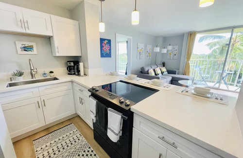 Hilo Condo | Loko Kai Nani - Stunning Lagoon Views, Pool, A/C
