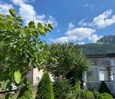 Vusanje House | Lola Guest House