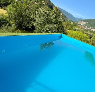 Jajce House | Lola's House