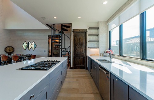 Point Pedernales House | Lola's Lakefront: 3-Bed Treehouse with Porch, Fire Pit & Year-Round Fun