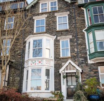 Bowness-on-Windermere Apartment | Lola's Loft with Lake Views - Central Bowness - Pet Friendly