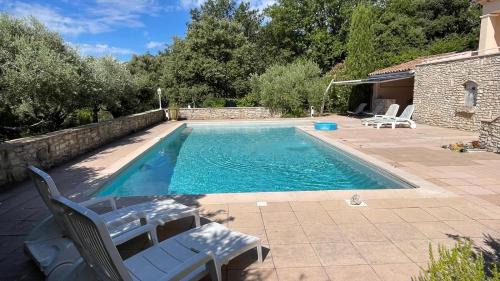 Grignan Apartment | L’Olivier