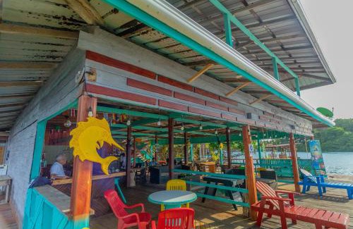 Tierra Oscura Resort | Loma Partida Aqua Lodge