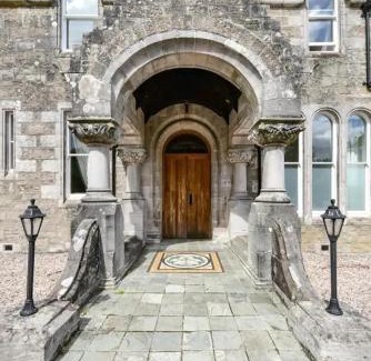 Arden Apartment | Lomond Castle Penthouse
