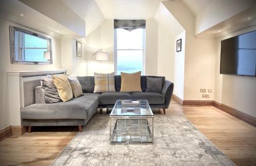 Arden Apartment | Lomond Castle Penthouse