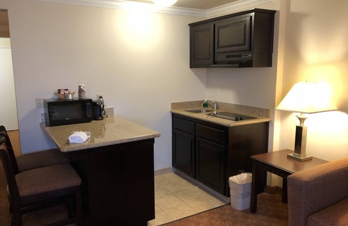 Lompoc Hotel | Lompoc Valley Inn and Suites