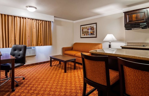 Lompoc Hotel | Lompoc Valley Inn and Suites