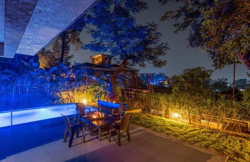 Tungarli Apartment | Lonavala 4BHK Private Pool Villa - The Aura by Seven sands
