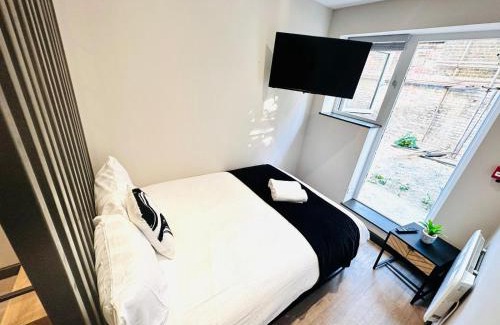 Finsbury Park Apartment | London 1 Central Studio Like a Hotel Room