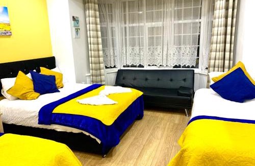 Valentines Apartment | London 2 Bedroom Apartment, Kitchen, Reception and Private Garden