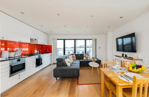 Angel Apartment | London City Angel 2 Bed Balcony Duplex Flat Zone 1 Bright