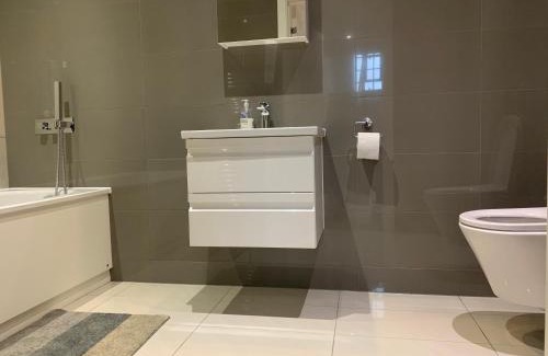 Woolwich House | London City Hotel