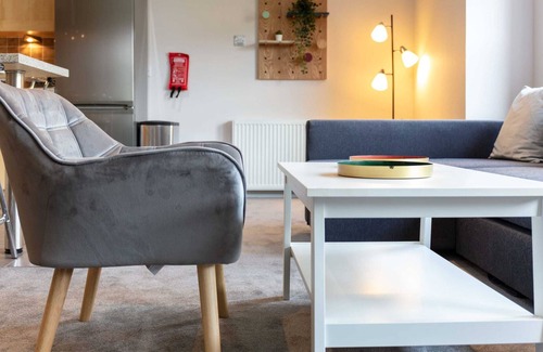 Kilmarnock Apartment | London Gate No2 - Donnini Apartments