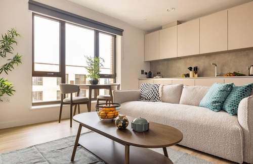 London Borough of Ealing Apartment | London Greenford by Charles Hope