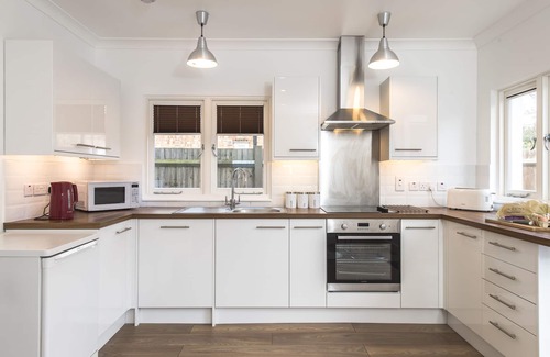 Chiswick Riverside House | London House, Chiswick, Luxurious, 3 Large Beds - 4 x Bath - GREAT PLACE TO STAY