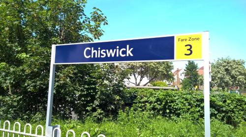Chiswick Riverside House | London House