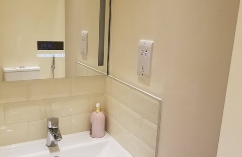 Valentines Apartment | London Luxury 2 bed studio 5 min to Ilford Stn FREE parking