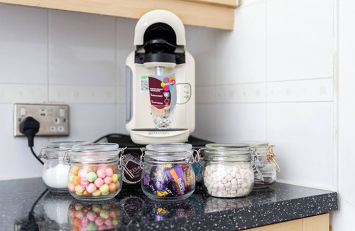 Woolwich Apartment | London Oasis in Woolwich Arsenal
