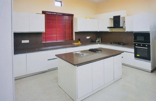 Gurugram Other | London Pride Farmhouse