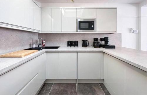 Marylebone Apartment | London's Charm Modern 2BR Marylebone's Best Spot