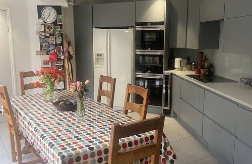 Ravenscourt Park House | London townhouse by the park. Easy access to central London.