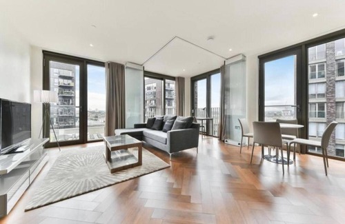 Churchill Apartment | Londwell - Stunning Designer Penthouse, US Embassy