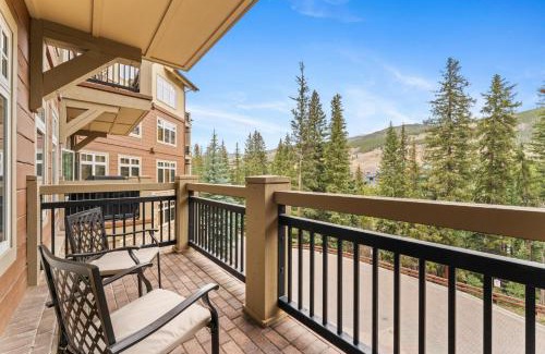 River Run Apartment | Lone Eagle 3017